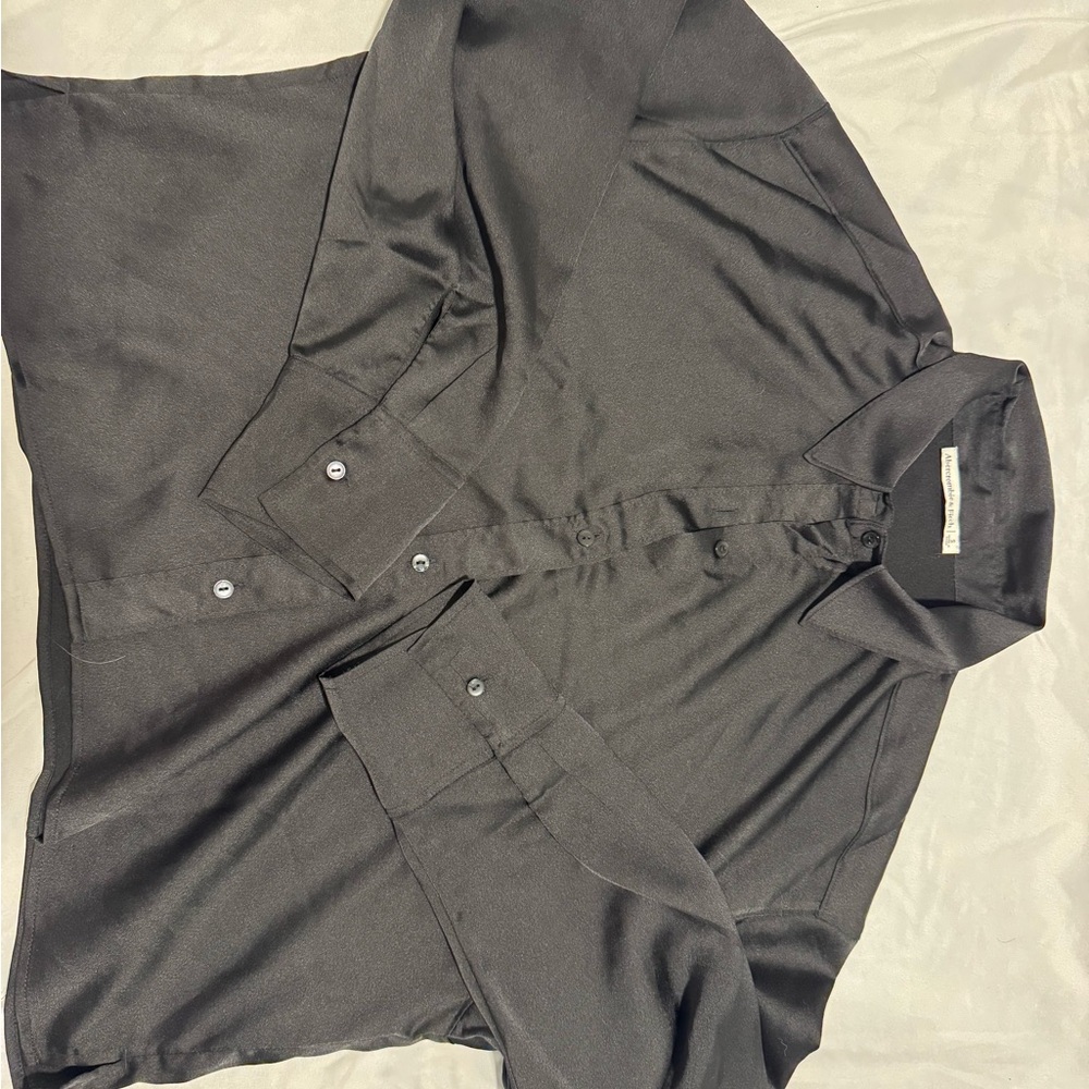 Abercrombie & Fitch True Black Button-Up Top  Crop